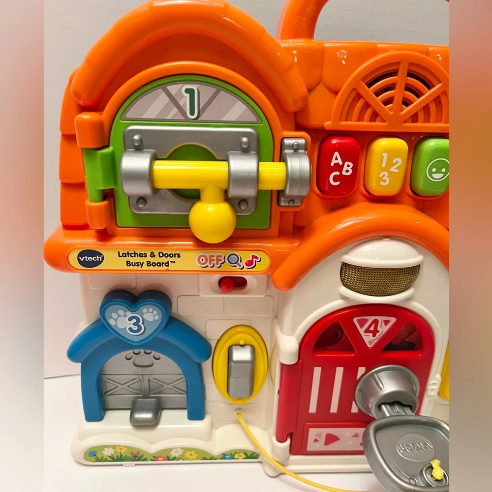 VTech Interactive Latches & Doors Busy Board Early Learning Development 12M+